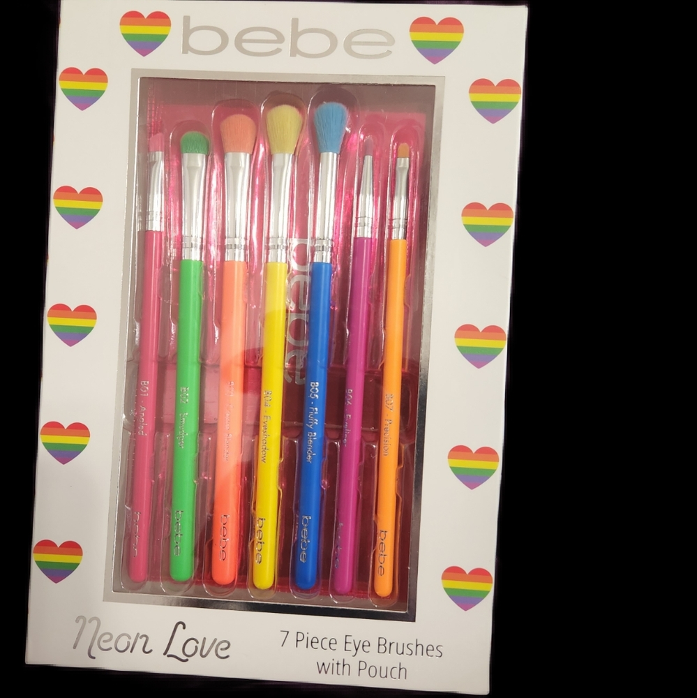 Bebe Neon Love 7 Pieces Eye Brush